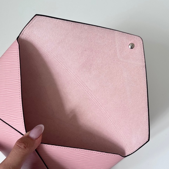 LOUIS VUITTON Kirigami Pochette - Picture 8 of 13